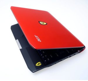 Leptop Acer Seri Ferari Desain Warna Merah 